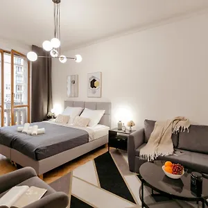 Aleje Jerozolimskie 42 - Parking Free - Better Apartament